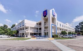 Motel 6 Virginia Beach